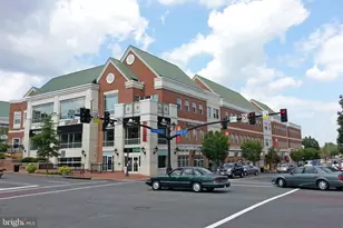 10501 Oak Pl Ct, Fairfax, VA 22030 - Photo 58