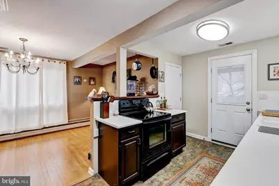 9920 Pinehurst Avenue, Fairfax, VA 22030 - Photo 12