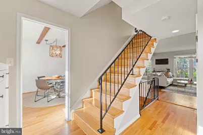9762 Cardinal Road, Fairfax, VA 22030 - Photo 2
