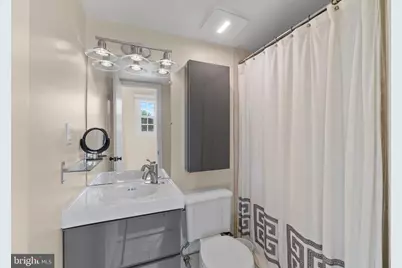 9762 Cardinal Road, Fairfax, VA 22030 - Photo 18