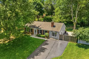 3609 Embassy Ln, Fairfax, VA 22030 - Photo 6