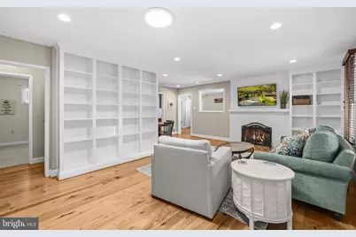 3609 Embassy Lane, Fairfax, VA 22030 - Photo 10