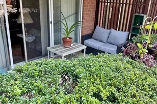10029 Mosby Woods Dr, Fairfax, VA 22030 - Photo 2