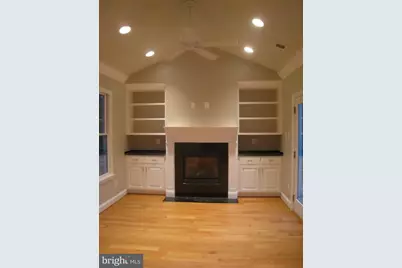 4006 Woodland Drive, Fairfax, VA 22030 - Photo 6