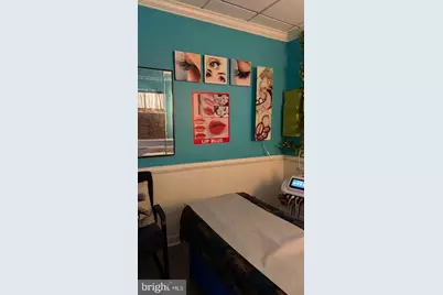 10010 Main Street, Fairfax, VA 22031 - Photo 8