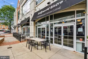 10570 Main St, Fairfax, VA 22030 - Photo 30