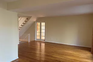 3225 Dunster Ct, Fairfax, VA 22030 - Photo 8