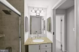 11109 Rock Garden Dr, Fairfax, VA 22030 - Photo 24