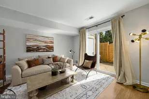 11109 Rock Garden Dr, Fairfax, VA 22030 - Photo 14