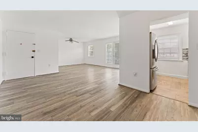 9485 Fairfax Boulevard #303, Fairfax, VA 22031 - Photo 4