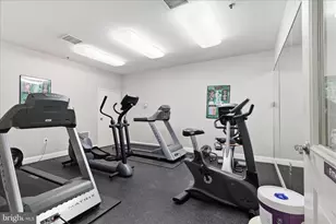 10328 Sager Ave, Fairfax, VA 22030 - Photo 30