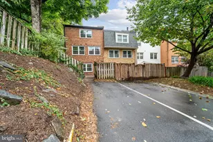 3885 Chain Bridge Rd, Fairfax, VA 22030 - Photo 42