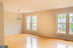 3970 Bradwater St, Fairfax, VA 22031 - Photo 8
