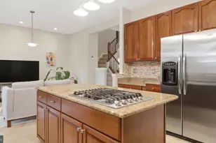 4119 Trowbridge St, Fairfax, VA 22030 - Photo 10