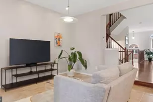 4119 Trowbridge St, Fairfax, VA 22030 - Photo 8