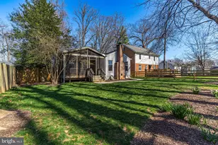 10837 Warwick Ave, Fairfax, VA 22030 - Photo 32