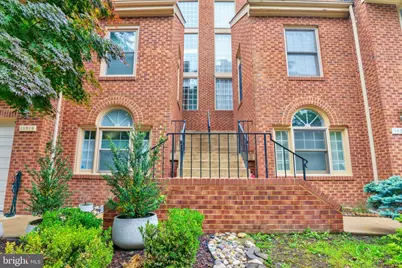 10219 Aspen Willow Drive, Fairfax, VA 22032 - Photo 2
