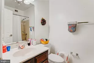 10219 Aspen Willow Dr, Fairfax, VA 22032 - Photo 18
