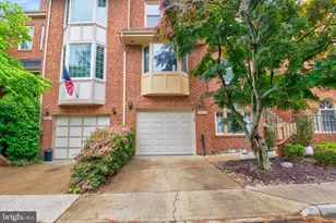 10219 Aspen Willow Dr, Fairfax, VA 22032 - Photo 4