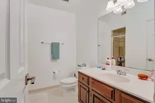 10219 Aspen Willow Dr, Fairfax, VA 22032 - Photo 20