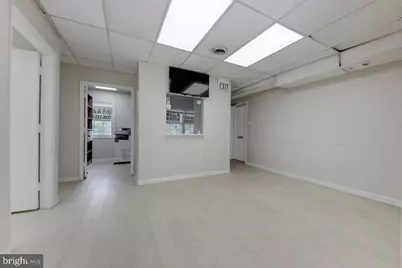 10503 W West #B, Fairfax, VA 22030 - Photo 18