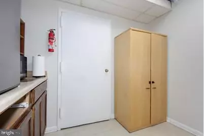 10503 W West Drive #B, Fairfax, VA 22030 - Photo 18