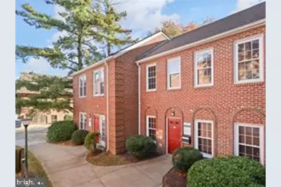 10343 Democracy Lane #B, Fairfax, VA 22030 - Photo 4