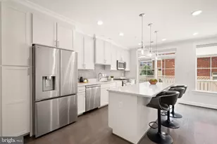 10353 Main St, Fairfax, VA 22030 - Photo 10