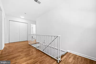 10705 Oak Place, Fairfax, VA 22030 - Photo 18