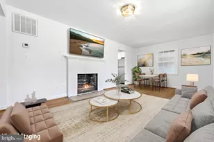10705 Oak Pl, Fairfax, VA 22030 - Photo 6