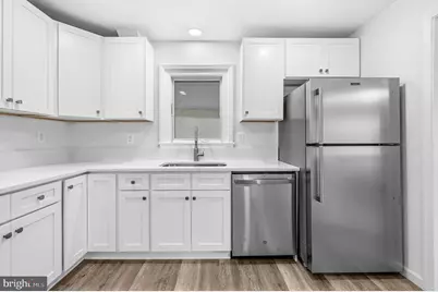 10705 Oak Place, Fairfax, VA 22030 - Photo 4
