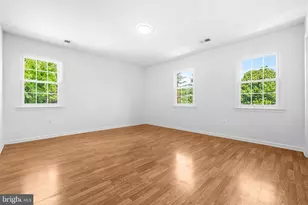 10705 Oak Pl, Fairfax, VA 22030 - Photo 20