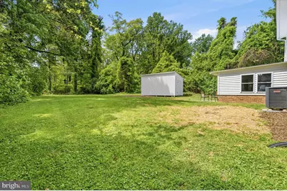 10705 Oak Place, Fairfax, VA 22030 - Photo 38