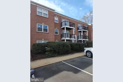 9471 Fairfax Boulevard #201, Fairfax, VA 22031 - Photo 2