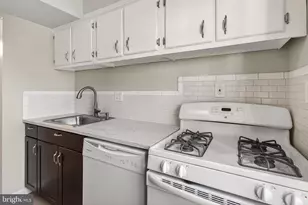 9445 Fairfax Blvd, Fairfax, VA 22031 - Photo 12