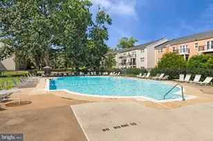 9445 Fairfax Blvd, Fairfax, VA 22031 - Photo 2