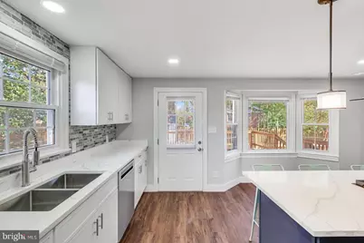 3809 Keith Avenue, Fairfax, VA 22030 - Photo 8
