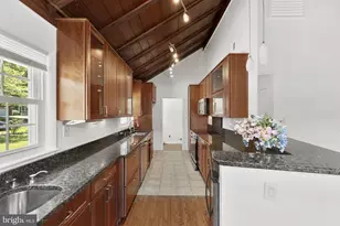 4114 Orchard Dr, Fairfax, VA 22032 - Photo 12
