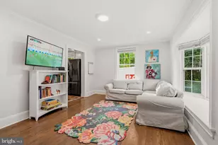 4106 Fern St, Fairfax, VA 22030 - Photo 8