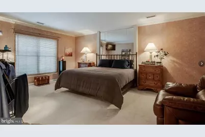 9810 Bolton Village Court, Fairfax, VA 22032 - Photo 14