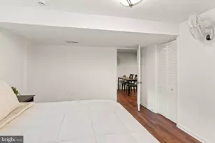 3912 Fairview Dr, Fairfax, VA 22031 - Photo 30