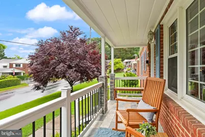 3912 Fairview Drive, Fairfax, VA 22031 - Photo 4