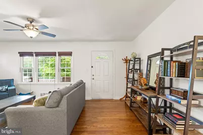 3912 Fairview Drive, Fairfax, VA 22031 - Photo 6