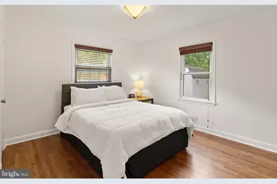 3912 Fairview Drive, Fairfax, VA 22031 - Photo 18