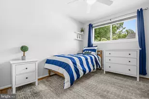 10208 Forest Ave, Fairfax, VA 22030 - Photo 24