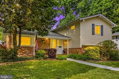 10208 Forest Avenue, Fairfax, VA 22030 - Photo 2
