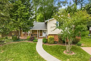 10208 Forest Ave, Fairfax, VA 22030 - Photo 6