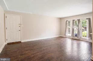 9495 Fairfax Blvd, Fairfax, VA 22031 - Photo 4