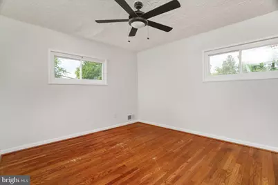 10623 Maple Street, Fairfax, VA 22030 - Photo 14