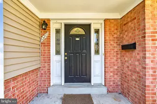 10207 Antietam Ave, Fairfax, VA 22030 - Photo 2